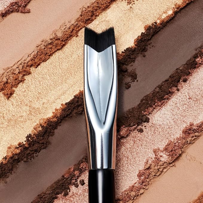 The Corner Brush Eye Stamper