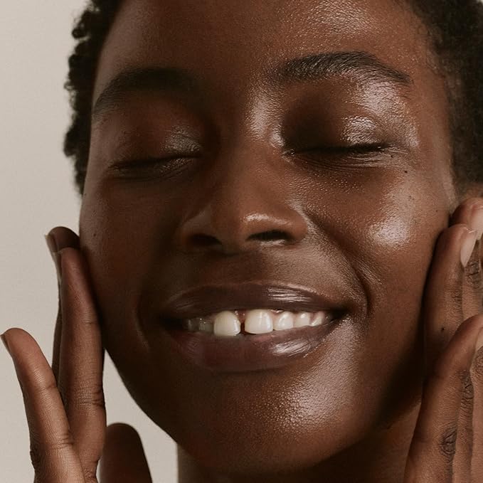 ILIA - The Base Face Milk Essence + Lightweight Moisturizer | Non-Toxic, Vegan, Cruelty-Free, Clean Makeup (Travel Size, 1 fl oz | 30 ml)