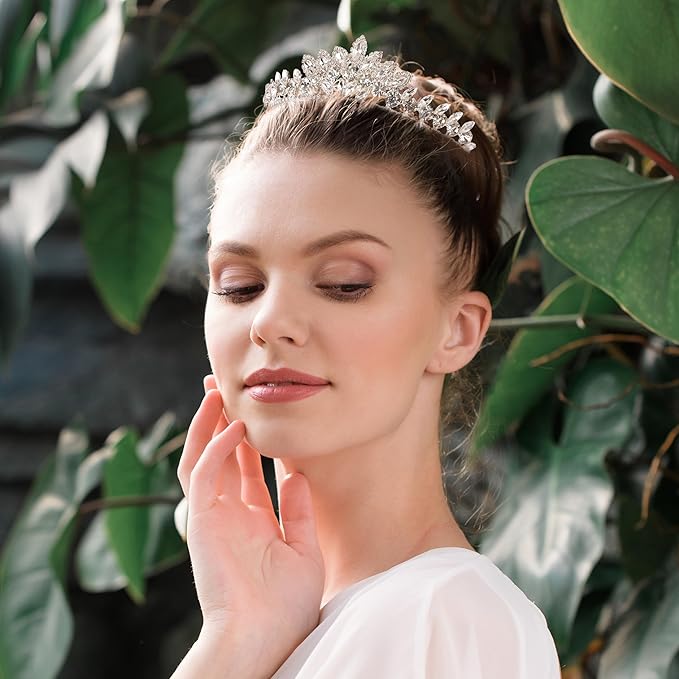 LIMELIA Women's Tiara for Henna Wedding Party|Glitter Hair Accessories for Bridal Birthday Pageant Prom Halloween Costume Christmas Party, Queen Princess Crowns | Leaf Model-Silver