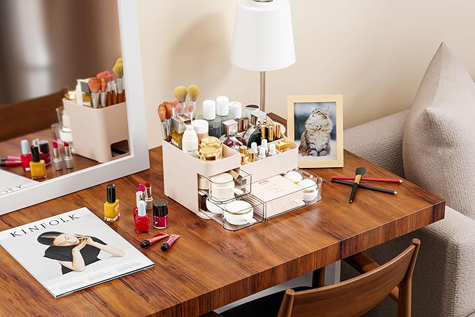 Make Up Organizer With 3 Drawers, Large Capacity Plastic Cosmetic Storage for Dresser and Vanity, Ideal for Beauty, Perfume, Brushes, Skincare, Bathroom Organizers and Storage Counter, Pink