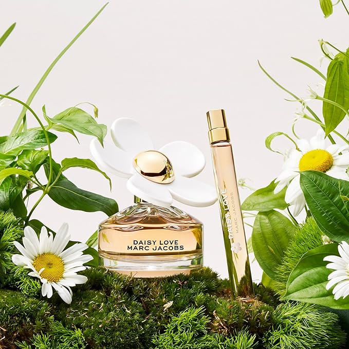 Marc Jacobs Daisy Love Eau de Toilette Travel Spray 0.33 fl oz