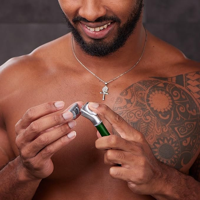 Bulldog Mens Skincare and Grooming Original Razor Blades Refills for Men, 8 Count