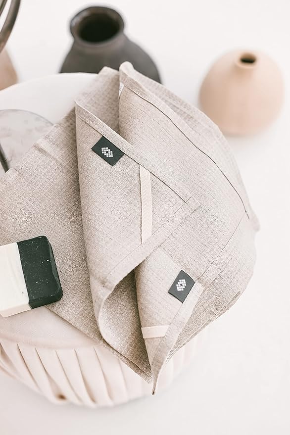 Waffle Washcloths for Bathroom - Pure 100% Flax Linen Washcloths 4-Pack 10x10 inch Linen Face Cloths - Waffle Weave Cleaning Cloths, Exfoliating Face Towel for Women