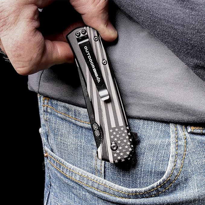 OUTDOOR EDGE RAZOR VX5 | Black American Flag | Replaceable Blade EDC Folding Pocket Knife | 3" Blade, Ceramic Ball Bearings, Carbon Fiber Handle, Reversible Pocket Clip | Cool Knife for Men
