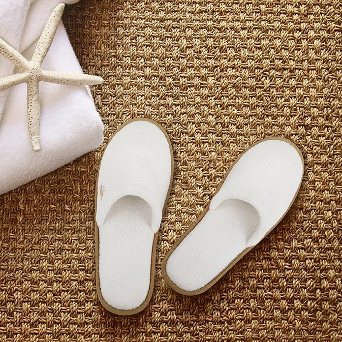 BERGMAN KELLY - Spa Slippers - Disposable Indoor House Slippers - Closed Toe House Shoes for Men & Women - Value Pack Hotel Indoor Shoes for Guests - Washable & Reusable for Travel & Wedding