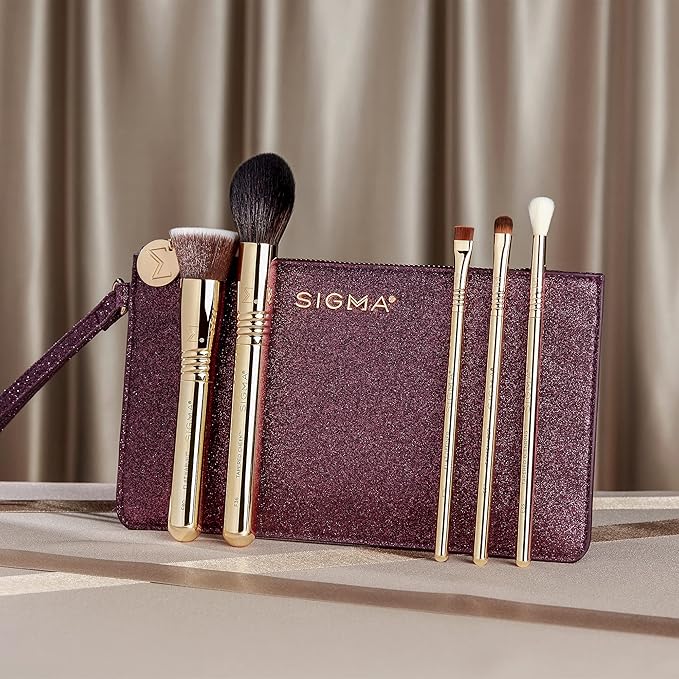 Sigma Beauty Obsessed Makeup Brush Set – Set of 5 Face & Eye Makeup Brushes for All Over Application, For Eyes, Blending, Setting & Foundation, Includes Clutch-Style Small Makeup Bag