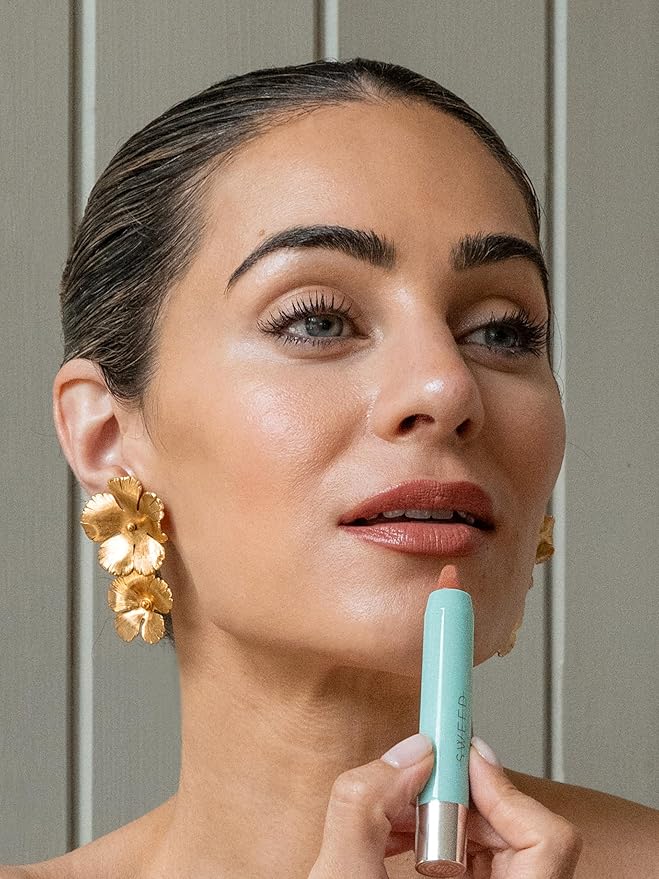 SWEED - Lip Liner Pencil | Color-Rich, Smudge + Feathering-Free | Jojoba Seed Oil to Moisturize + Nourish | Vegan, Cruelty-Free, Clean Beauty (Rose Thorn)