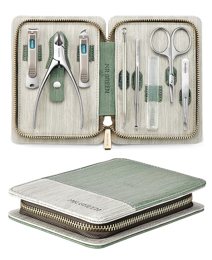 Manicure Set 8 in 1,Professional Pedicure kit,Stainless Steel Manicure Kit,Portable Travel Grooming Kit Nail Care Tools,Nail Clippers Pedicure Tools with Leather Travel Case (green)
